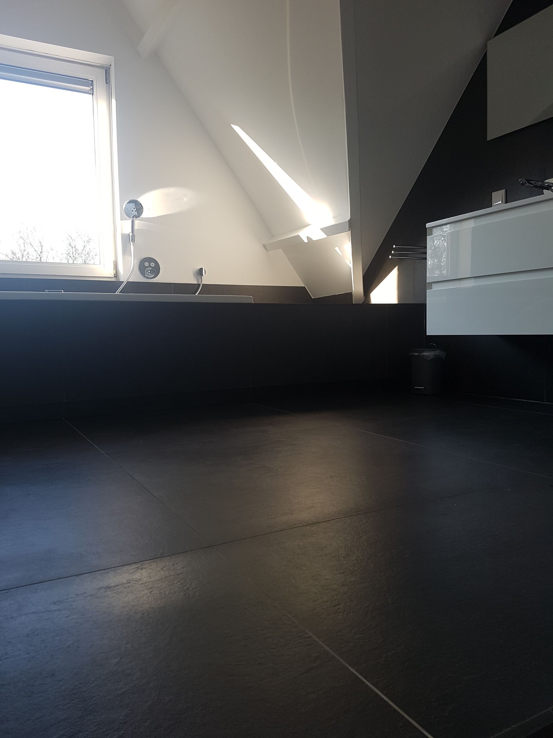 https://www.badkamerstotaal.nl/wp-content/uploads/2019/10/20170328_084348-e1570475826250.jpg